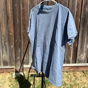 Abercrombie and Fitch solid tee